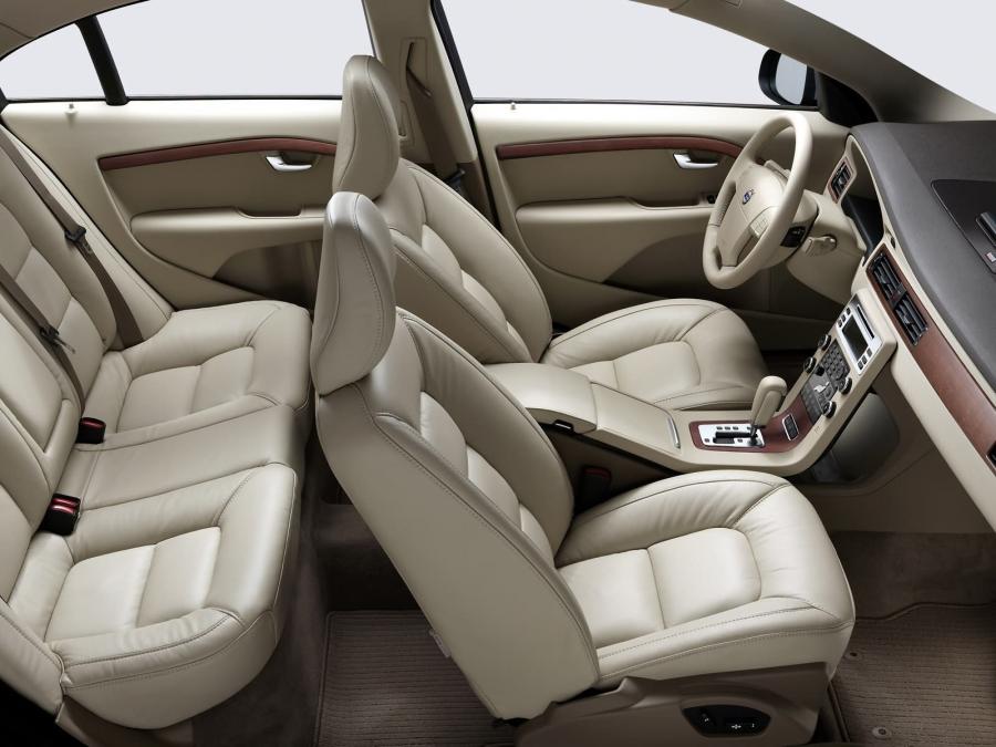  Volvo S80 V8 2007 года  (фото 57 из 69)